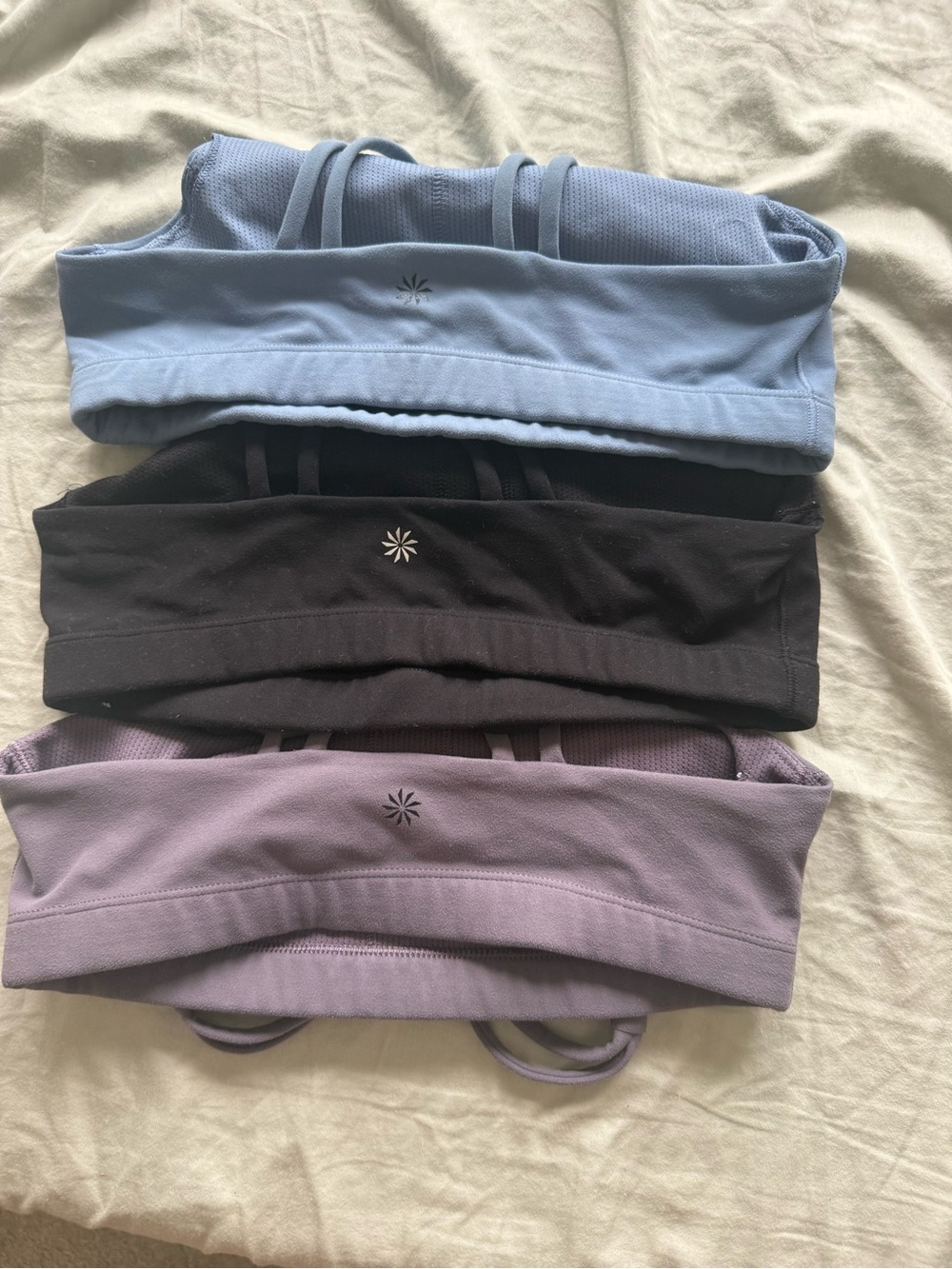 Athleta Perennial Strappy Sports Bra in Dusty Blue
